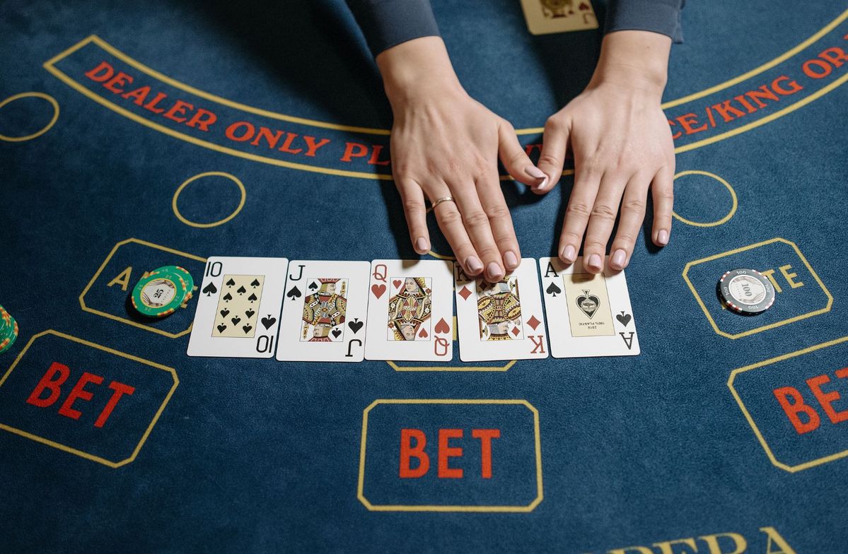 PokerBaazi Live Casino